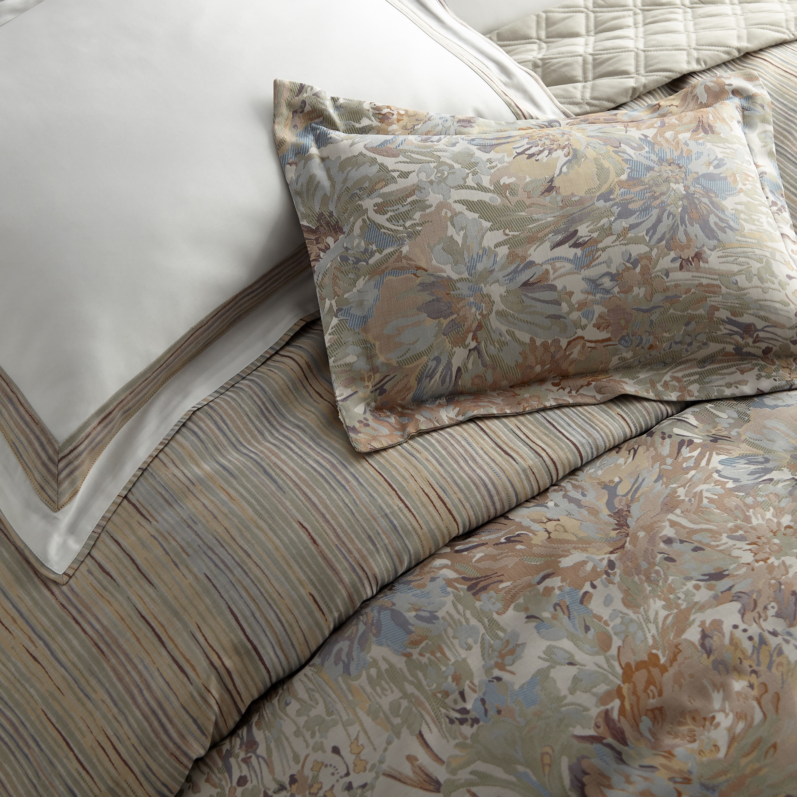 トップス GIVERNY Giverny by Home Treasures | Sophisticated Jacquards, Handcrafted